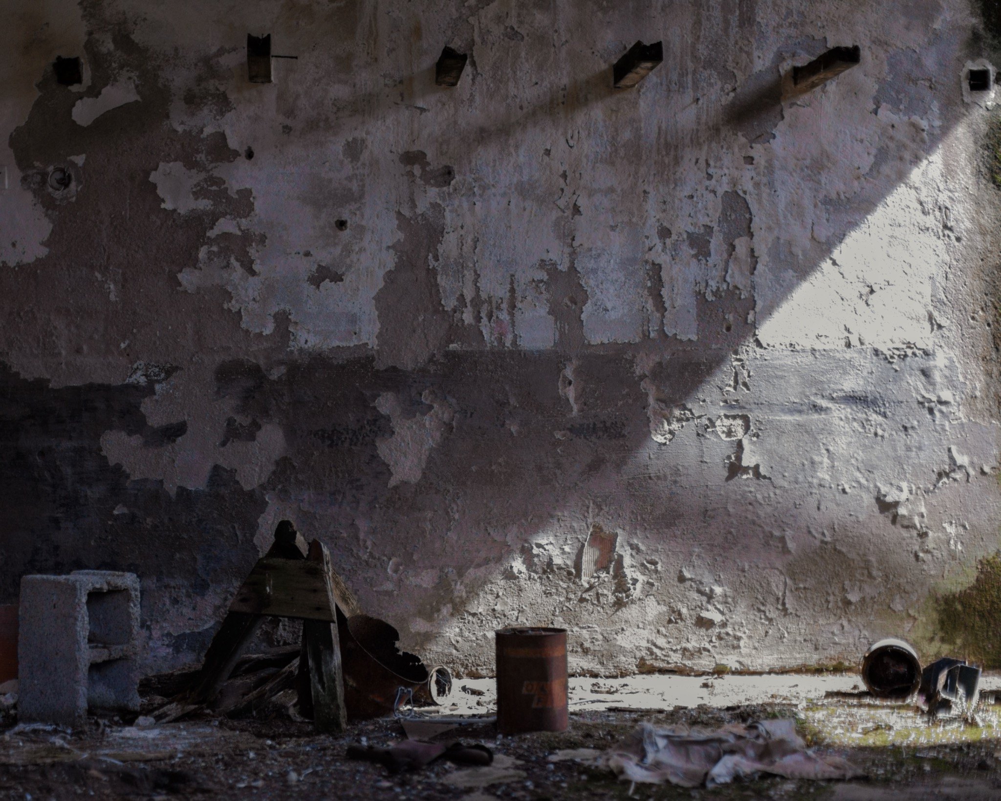 Gita sul delta — abandoned interior