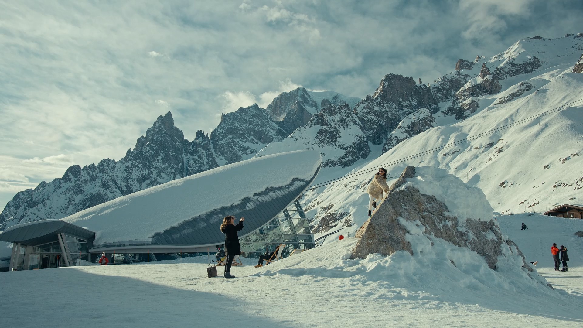 Montanario — Upon that Mountain